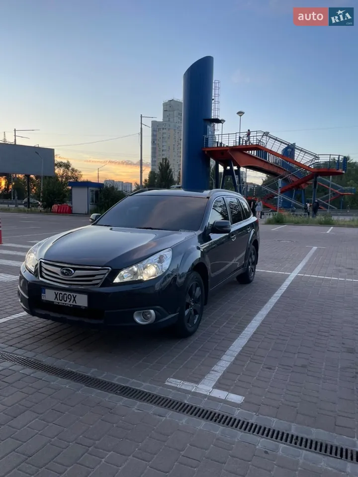 2010 Subaru Outback - мініатюра 15