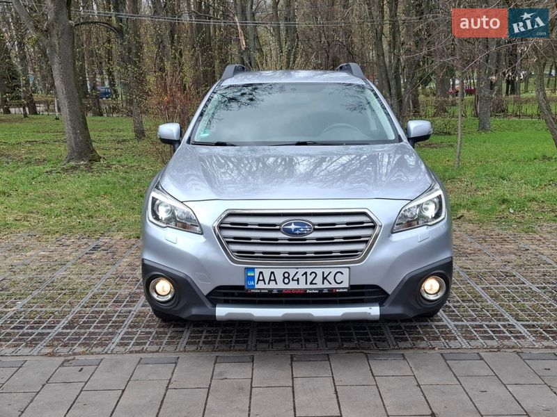 Универсал Subaru Outback 2015 в Киеве
