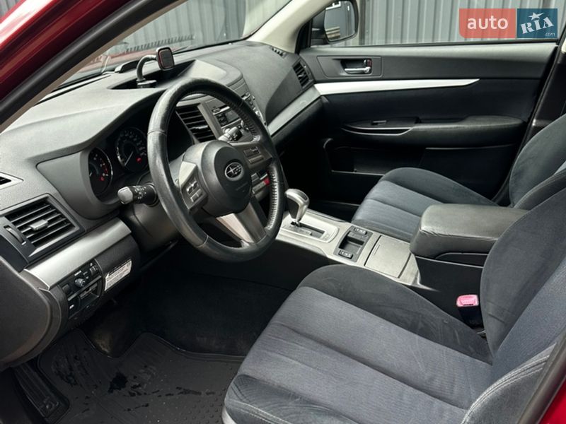 Універсал Subaru Outback 2010 в Києві