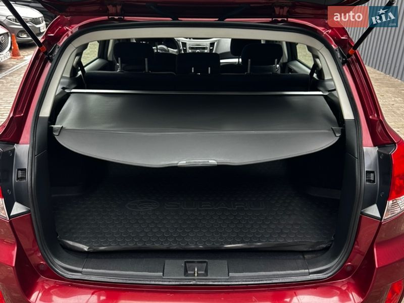 Універсал Subaru Outback 2010 в Києві