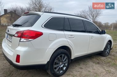 Універсал Subaru Outback 2014 в Бердичеві