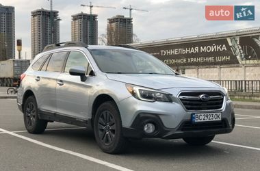 Универсал Subaru Outback 2019 в Киеве