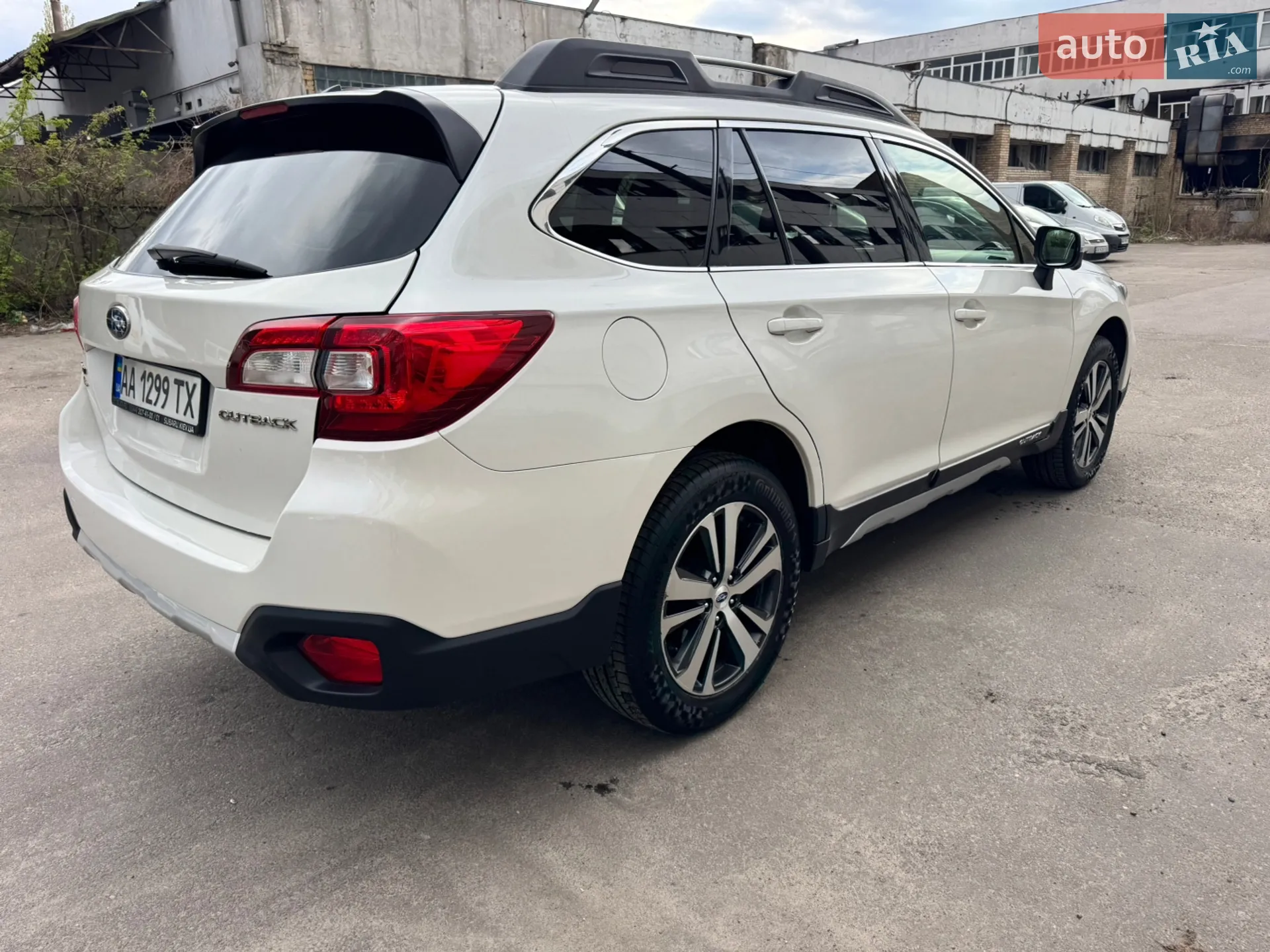 2018 Subaru Outback - мініатюра 4