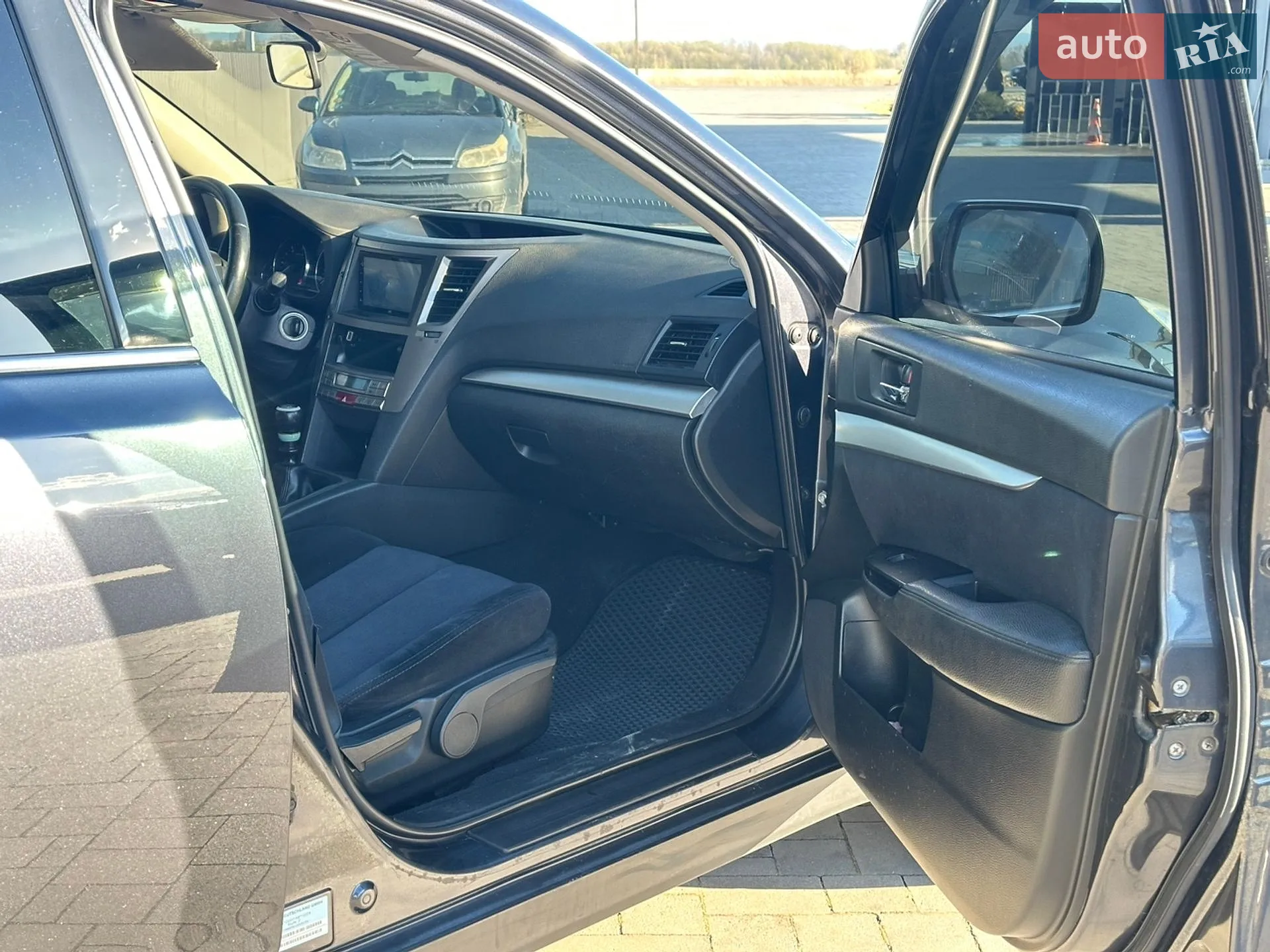2011 Subaru Outback - мініатюра 8