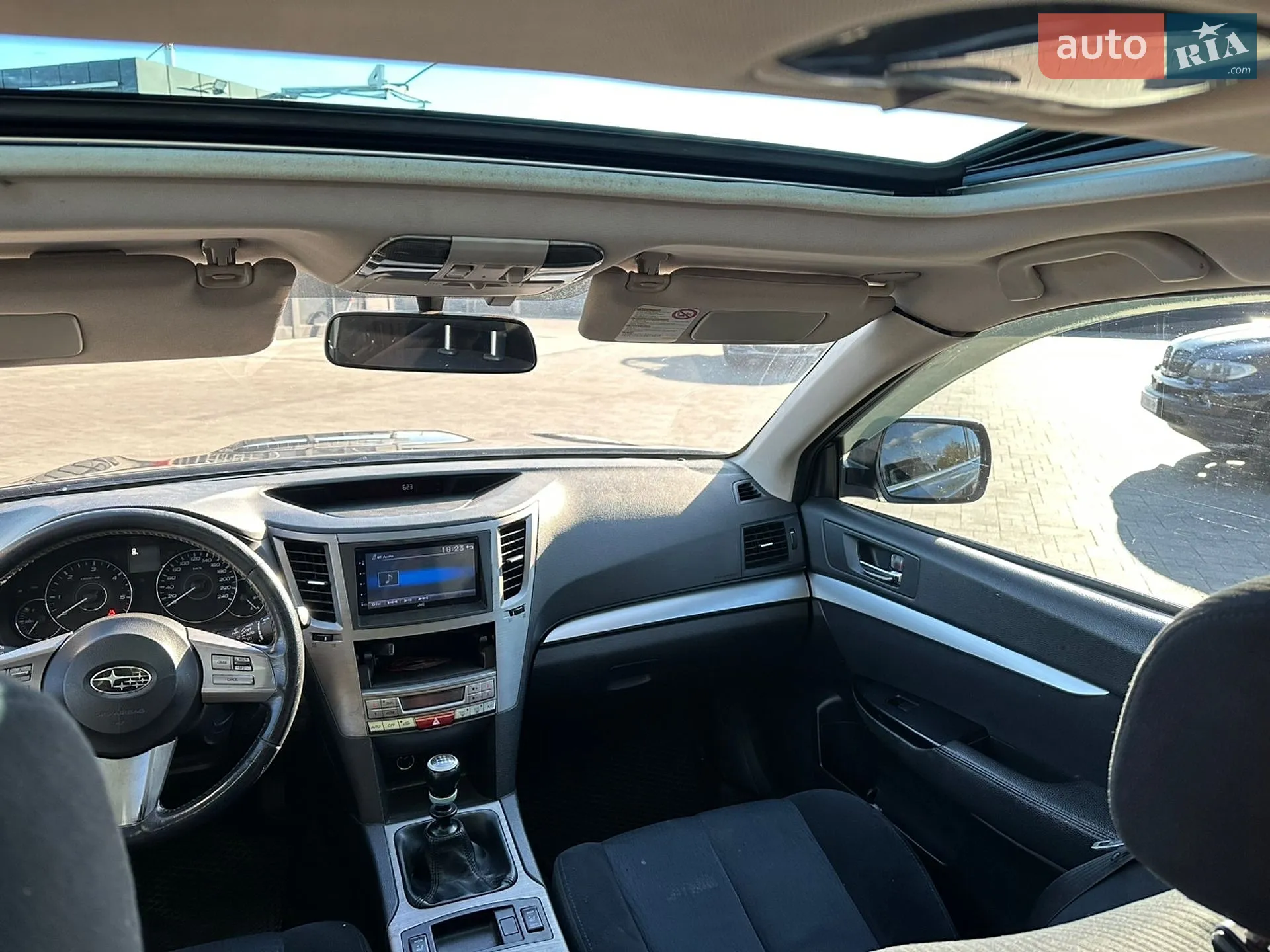2011 Subaru Outback - мініатюра 12