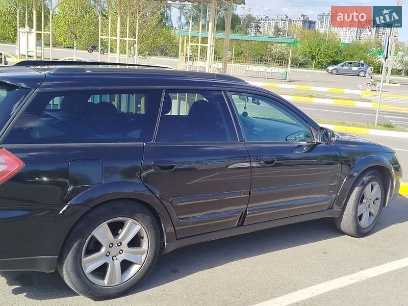 Универсал Subaru Outback 2008 в Буче