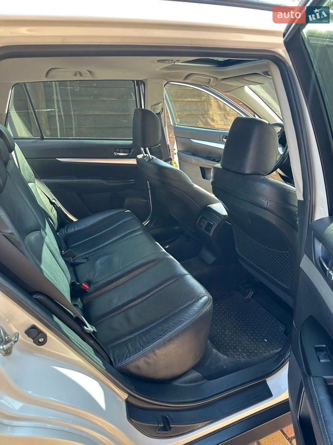 2012 Subaru Outback - мініатюра 9