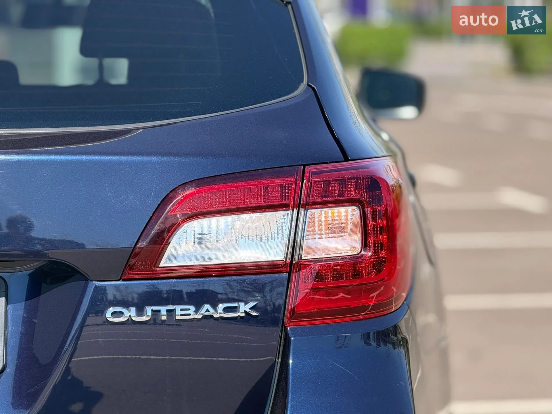 2018 Subaru Outback - мініатюра 16