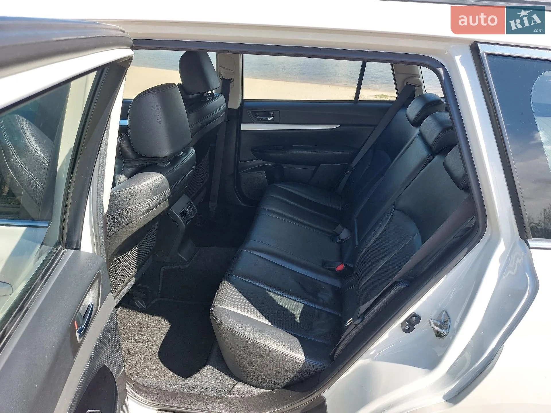 2012 Subaru Outback - мініатюра 18