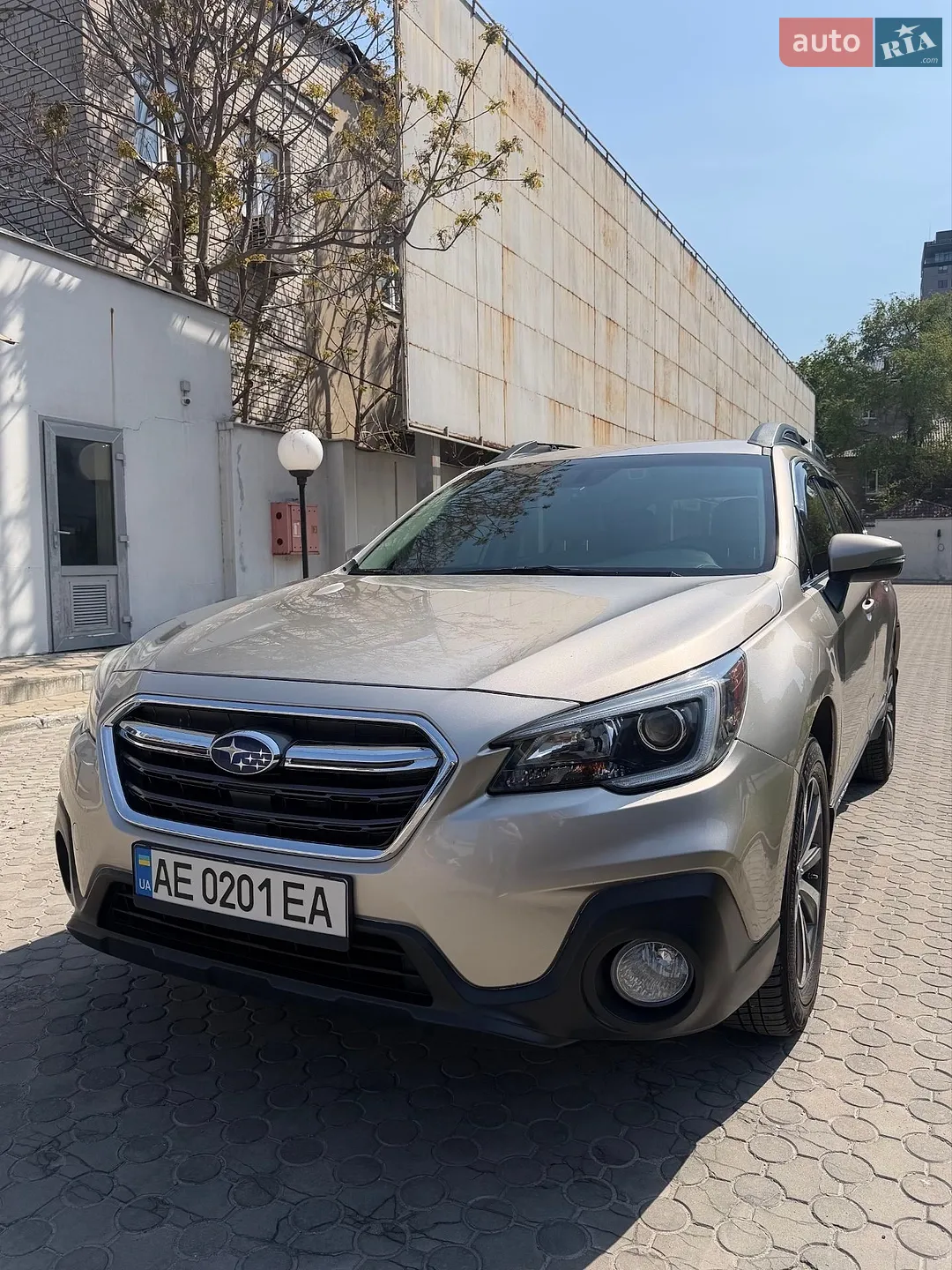 2017 Subaru Outback - мініатюра 4