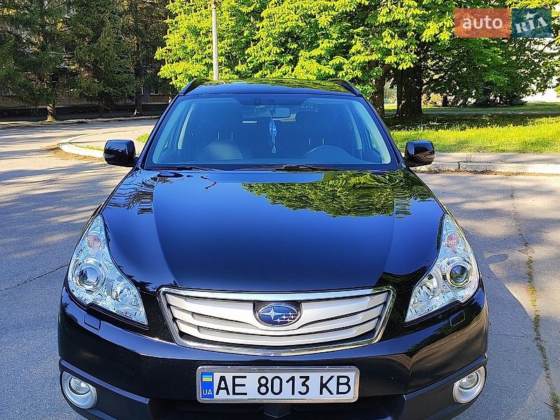 Универсал Subaru Outback 2011 в Желтых Водах