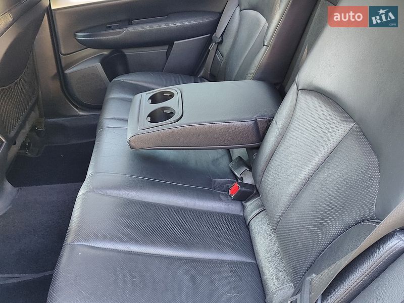 Универсал Subaru Outback 2011 в Желтых Водах