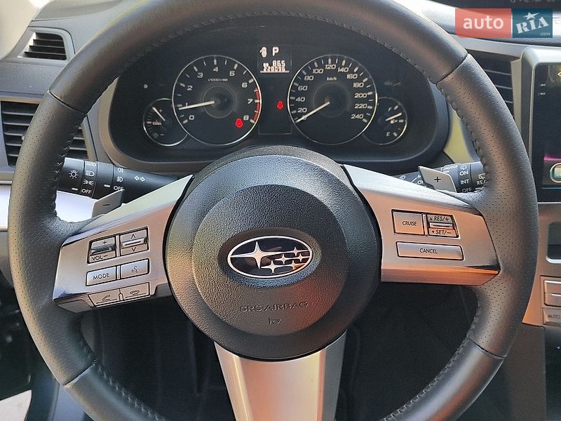 Универсал Subaru Outback 2011 в Желтых Водах