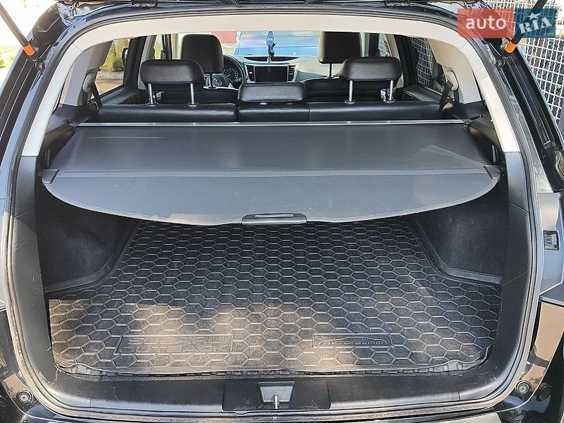 Универсал Subaru Outback 2011 в Желтых Водах