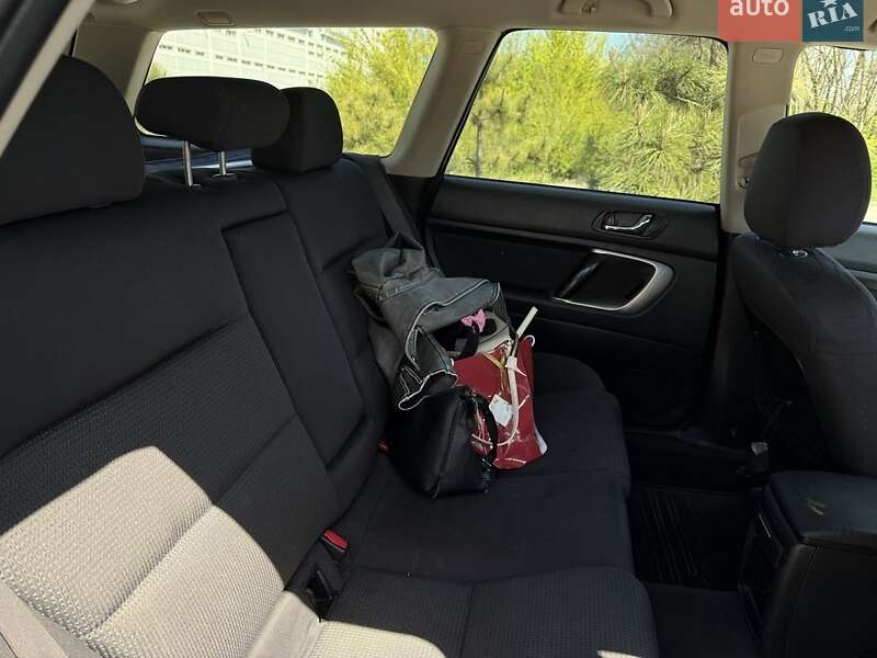 Універсал Subaru Outback 2006 в Дніпрі