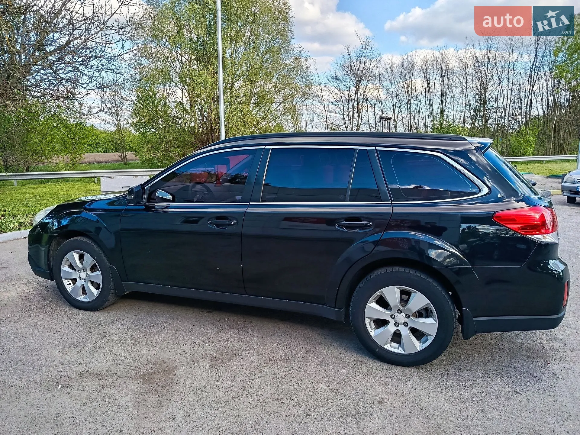 2011 Subaru Outback - мініатюра 5