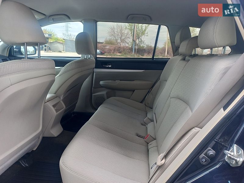 Универсал Subaru Outback 2012 в Ивано-Франковске