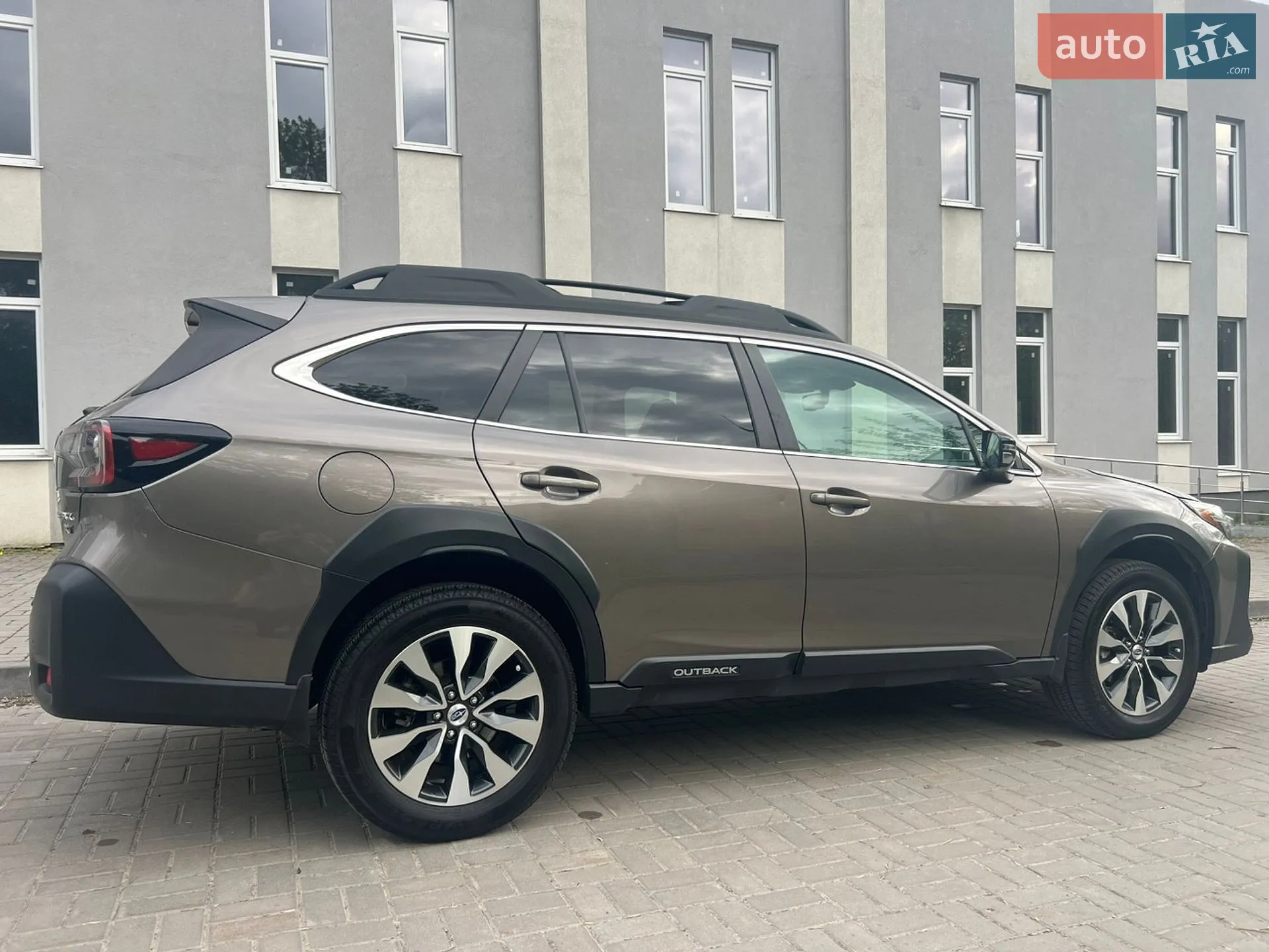 2022 Subaru Outback - мініатюра 9