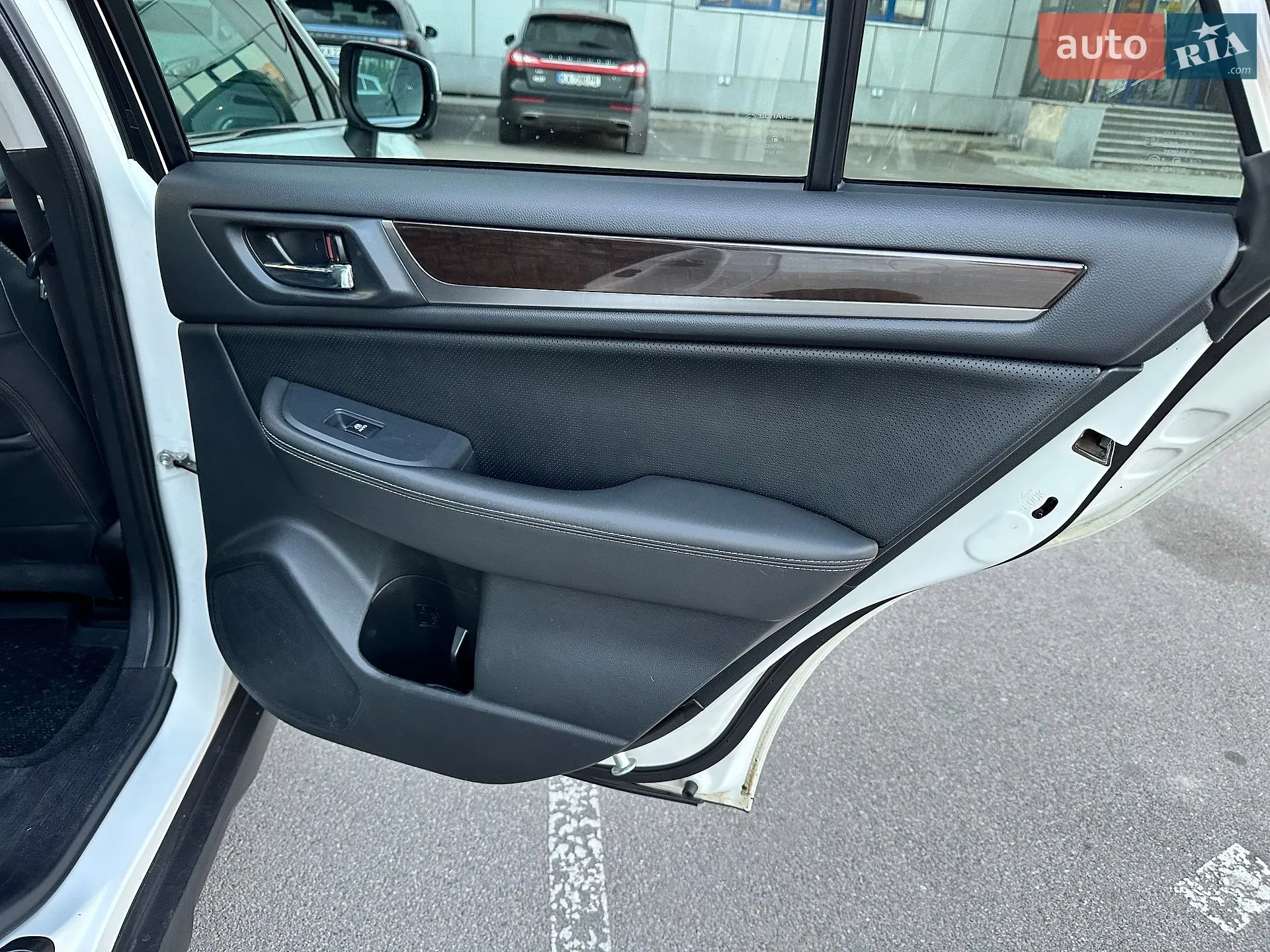 2018 Subaru Outback - мініатюра 19
