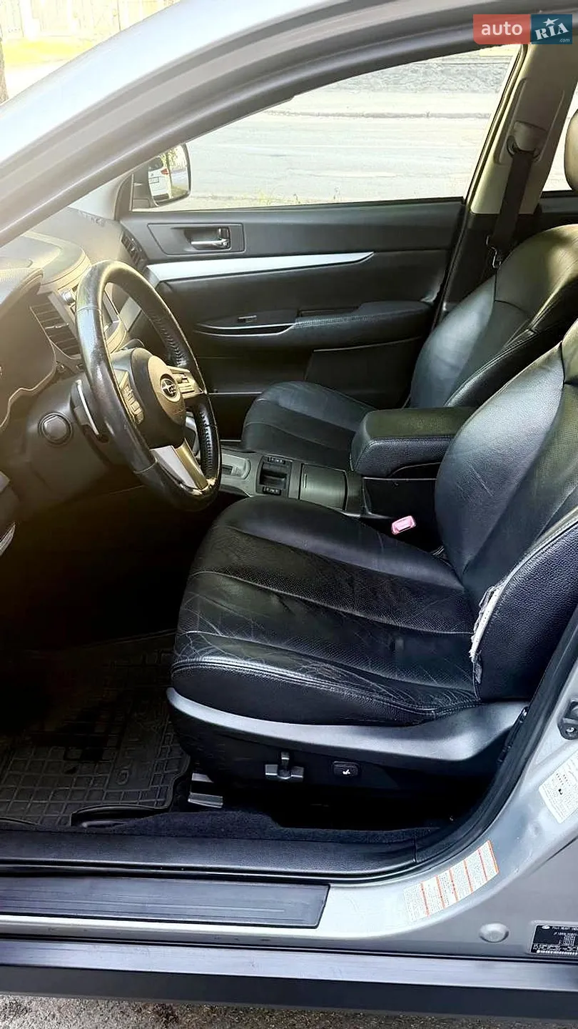 2011 Subaru Outback - мініатюра 15