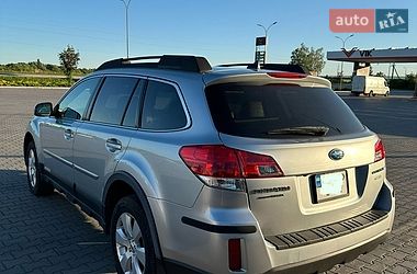 Універсал Subaru Outback 2011 в Бучачі
