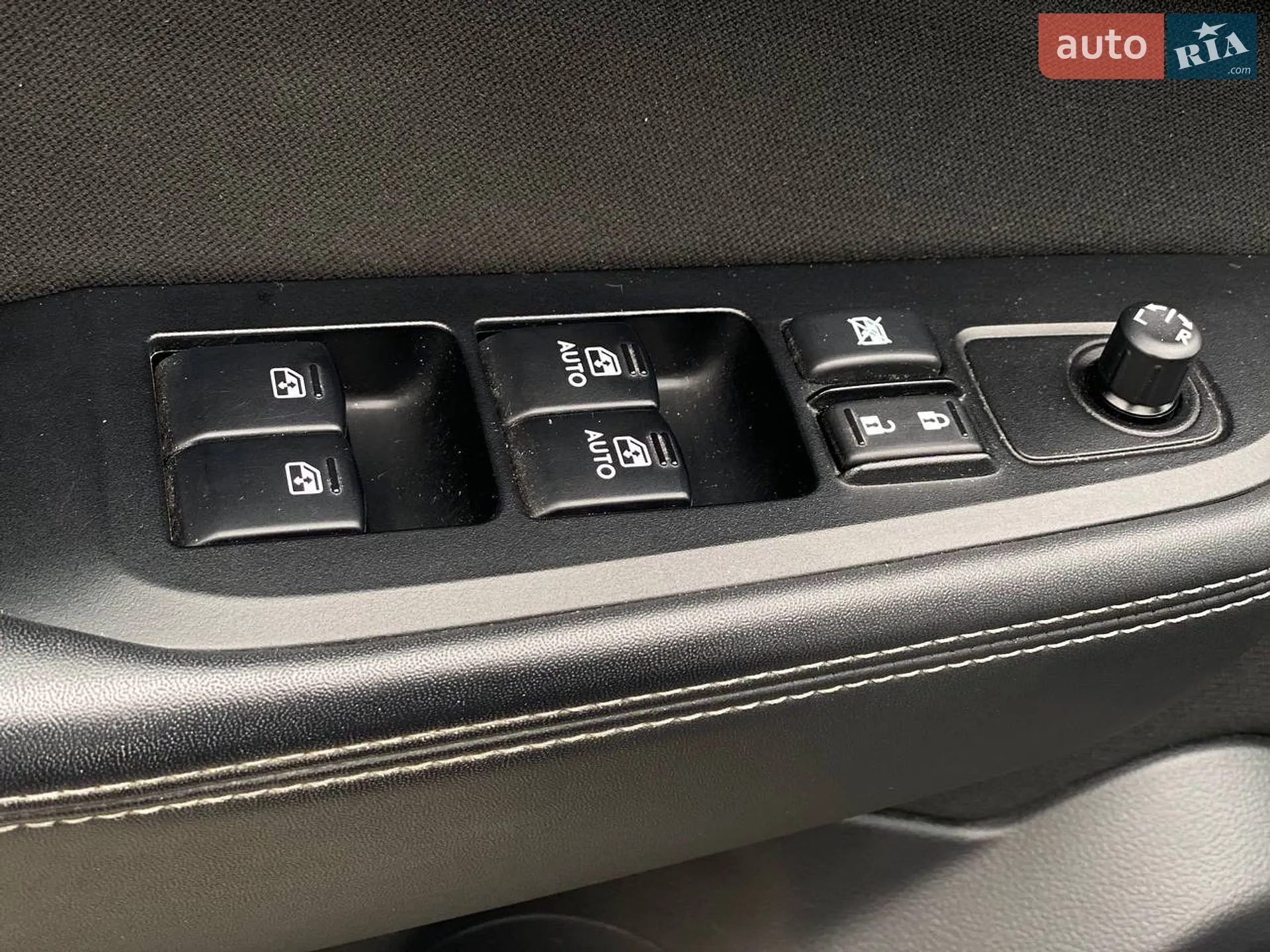 2017 Subaru Outback - мініатюра 24
