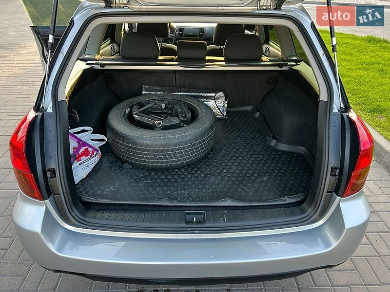 Універсал Subaru Outback 2005 в Дніпрі