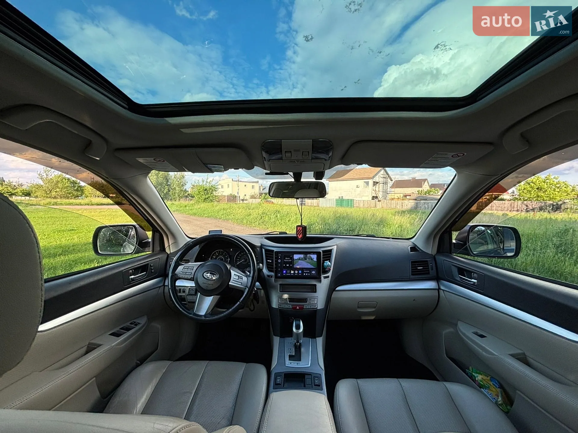 2011 Subaru Outback - мініатюра 14