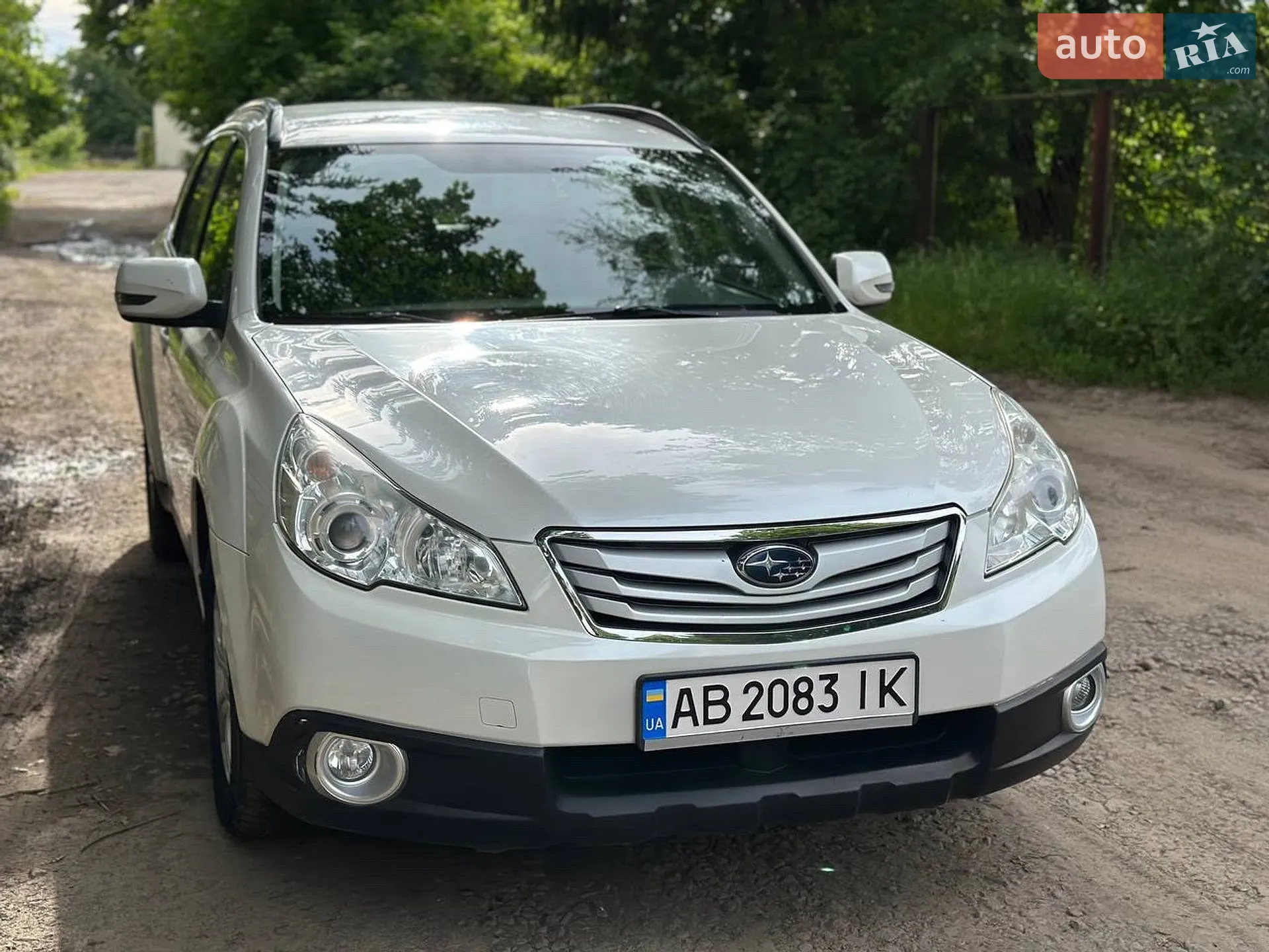 2011 Subaru Outback - мініатюра 2