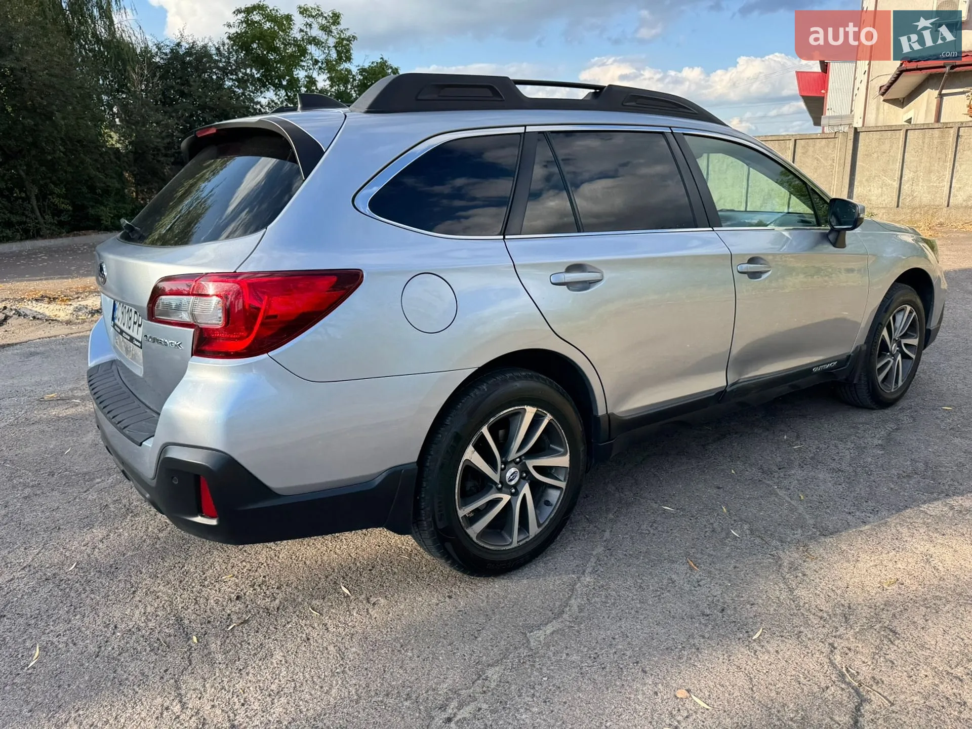 2017 Subaru Outback - мініатюра 37