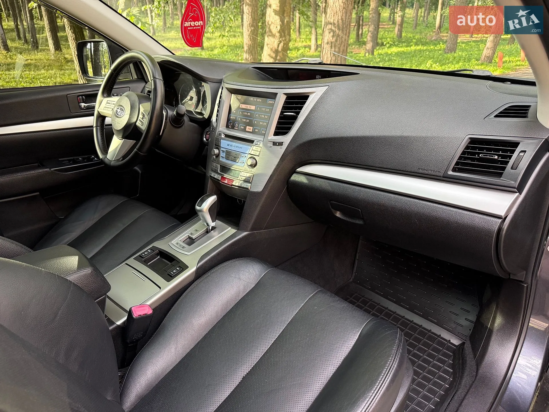 2011 Subaru Outback - мініатюра 25