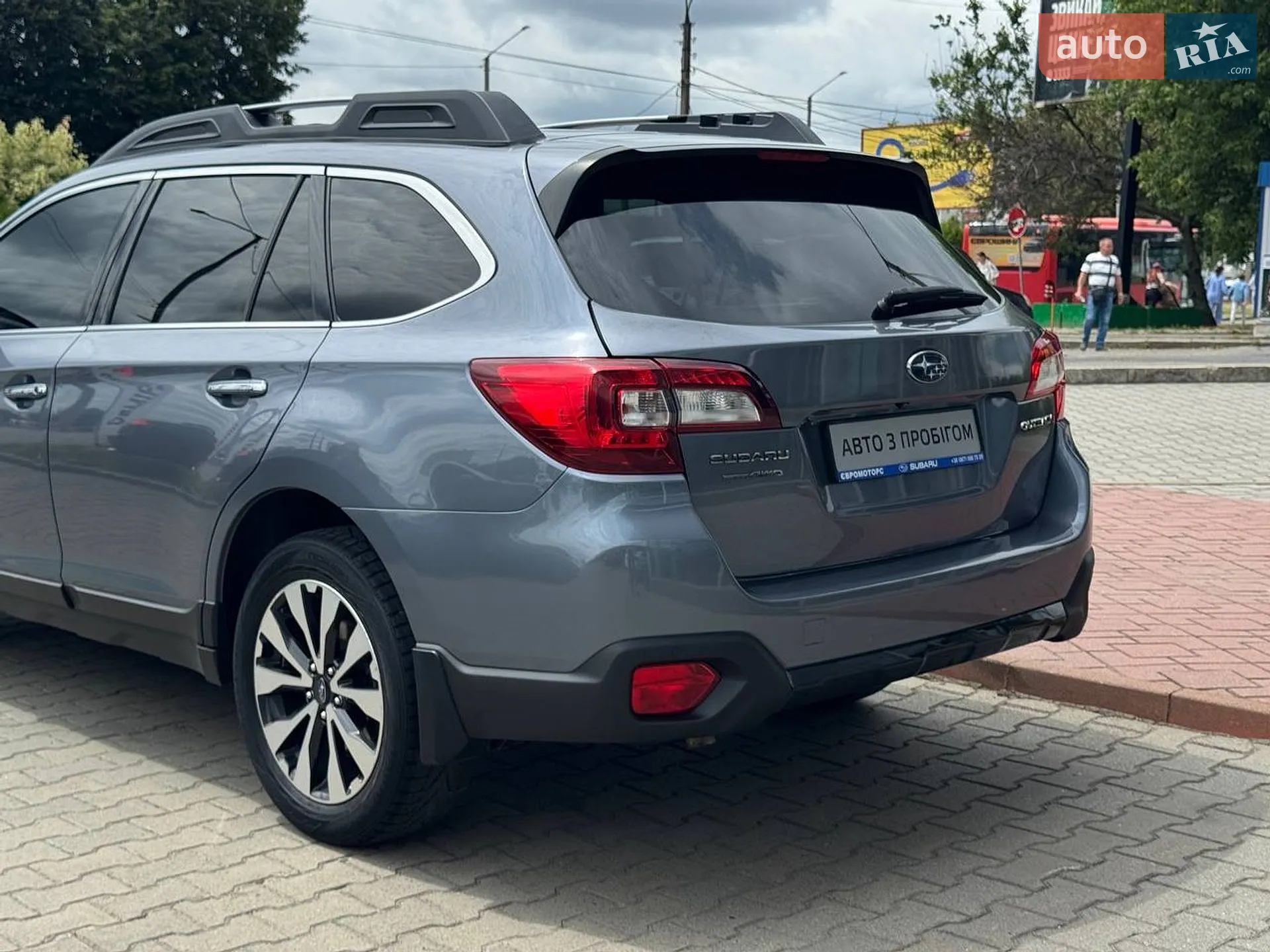 2017 Subaru Outback - мініатюра 5