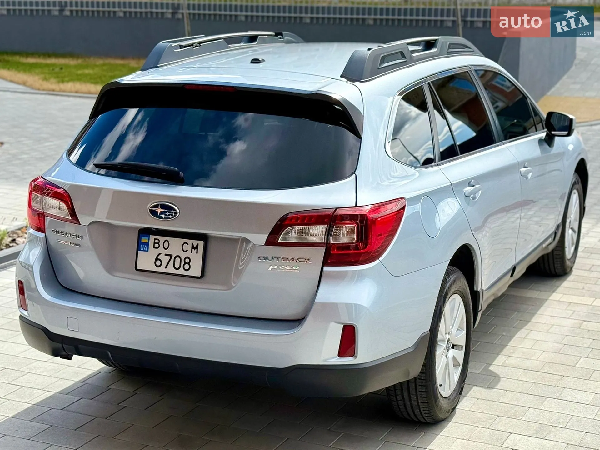 2015 Subaru Outback - мініатюра 8