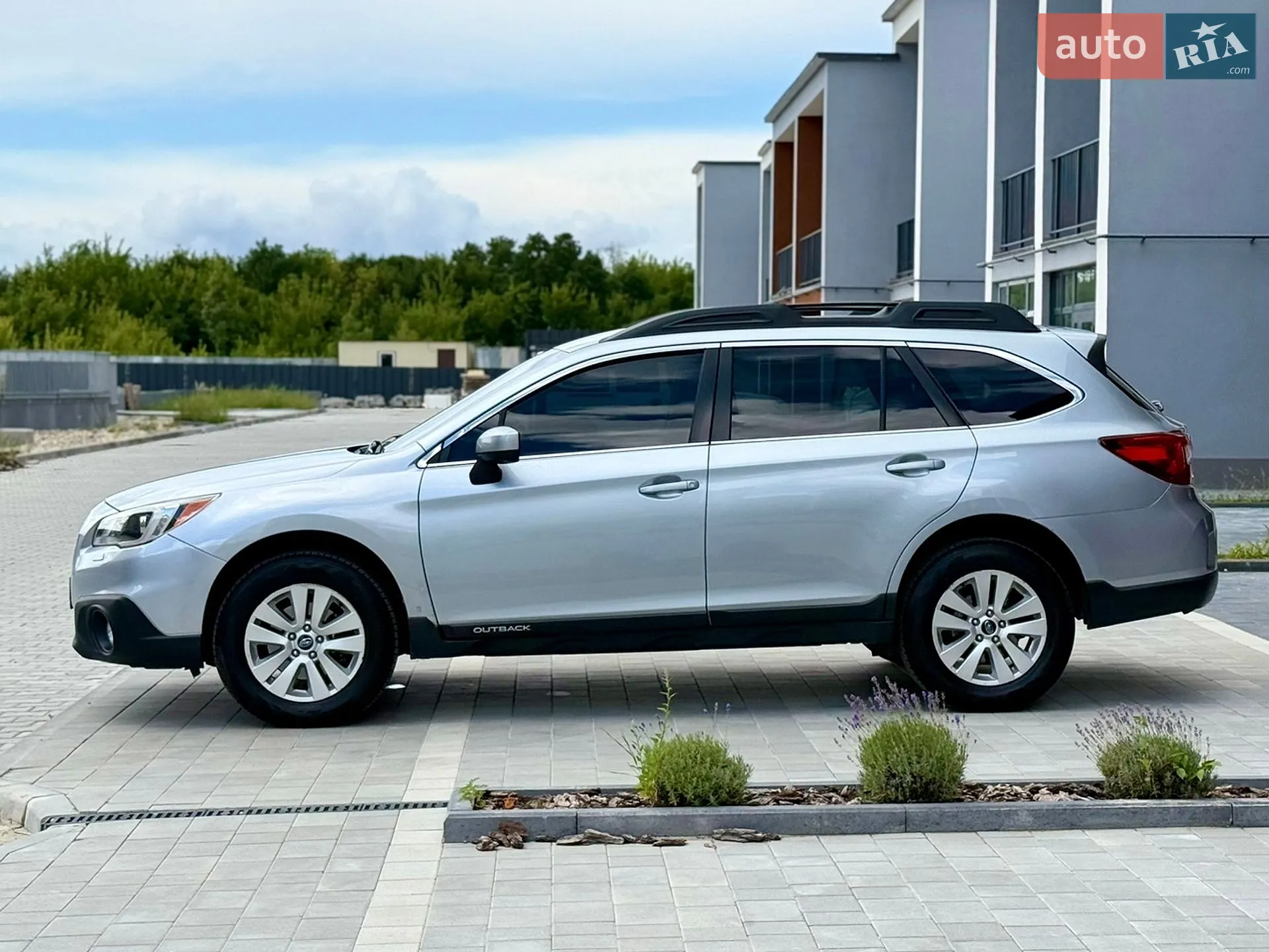 2015 Subaru Outback - мініатюра 12