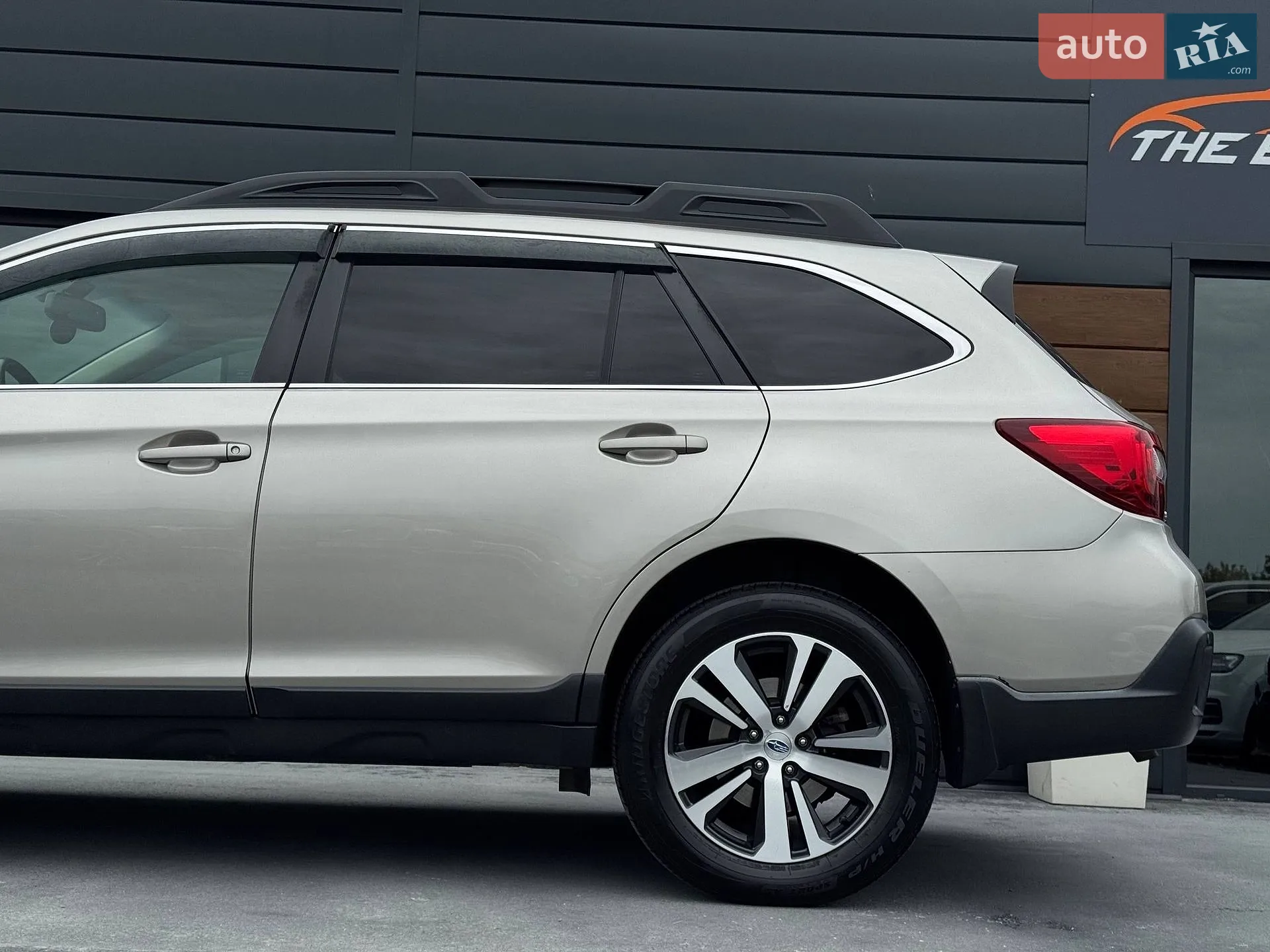 2018 Subaru Outback - мініатюра 18