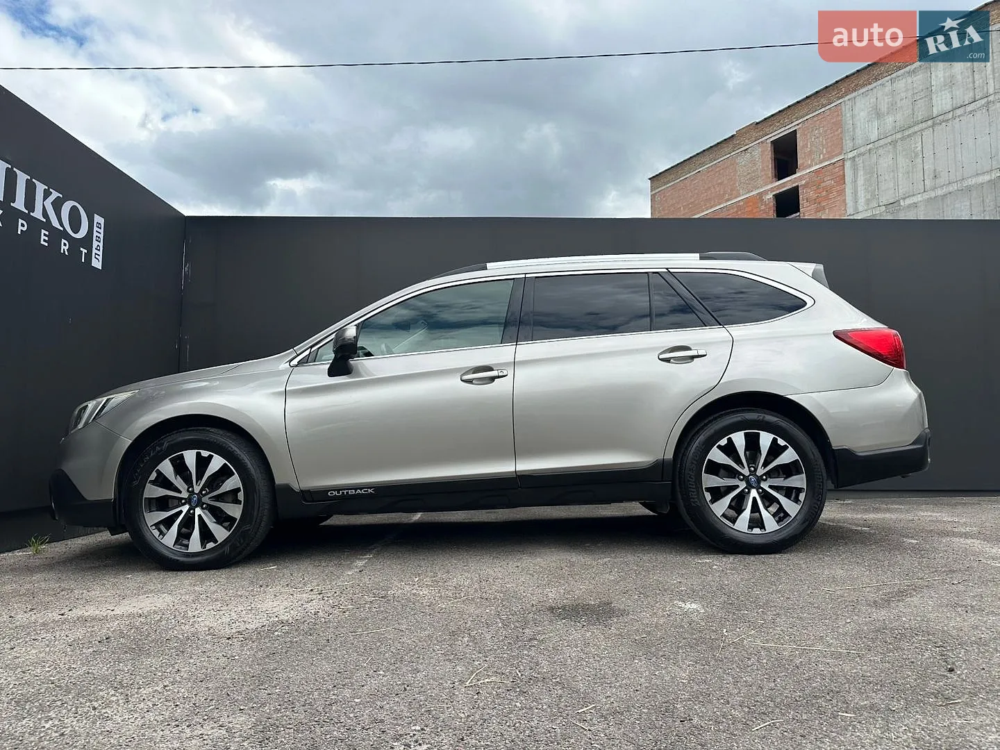 2015 Subaru Outback - мініатюра 4