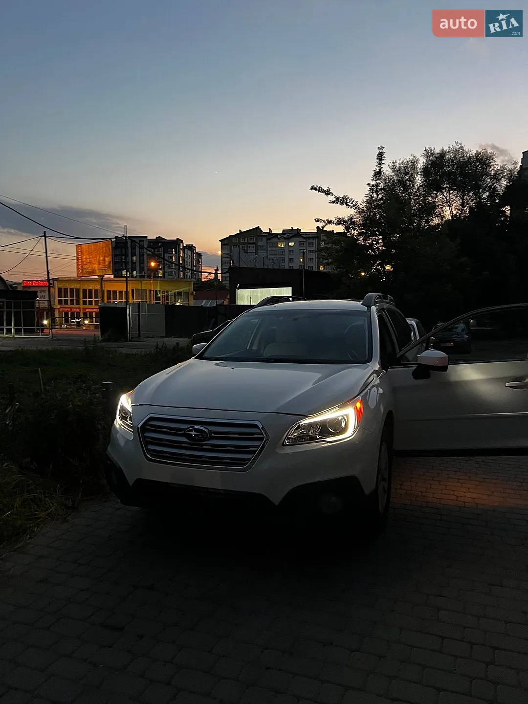 2016 Subaru Outback - мініатюра 25