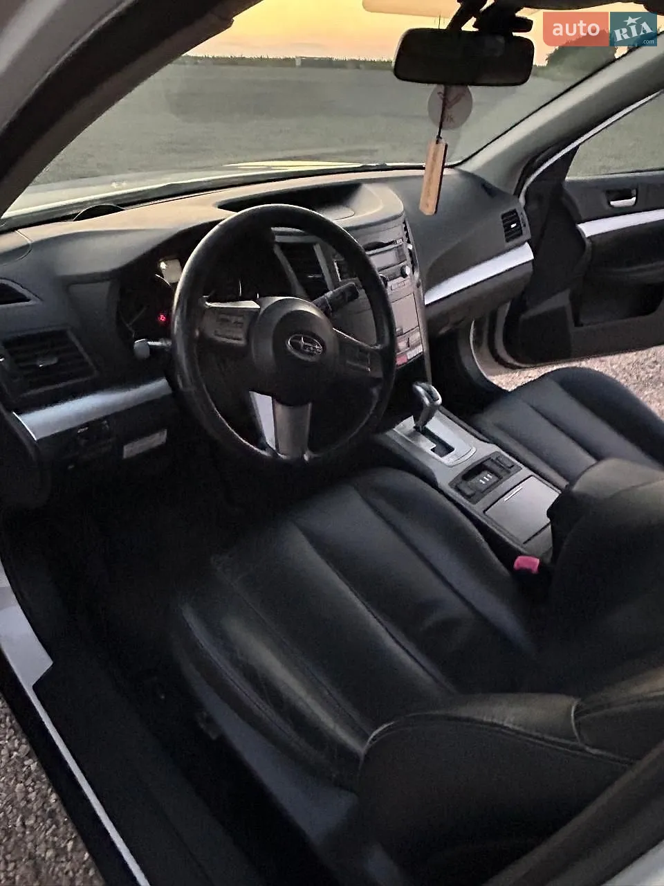 2010 Subaru Outback - мініатюра 24