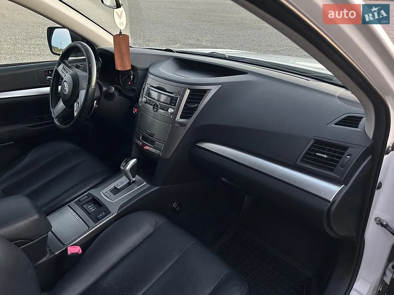 2010 Subaru Outback - мініатюра 30