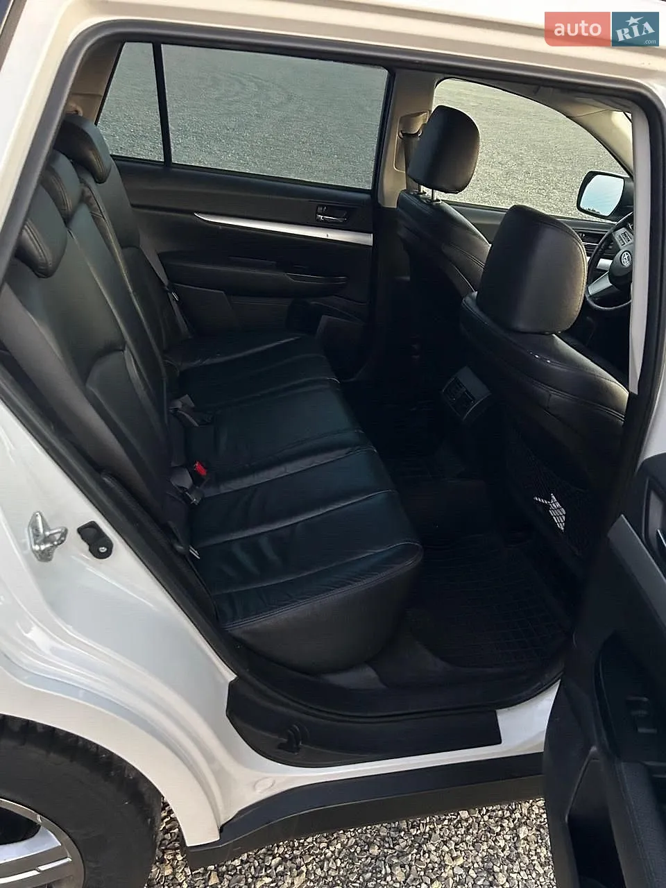 2010 Subaru Outback - мініатюра 32
