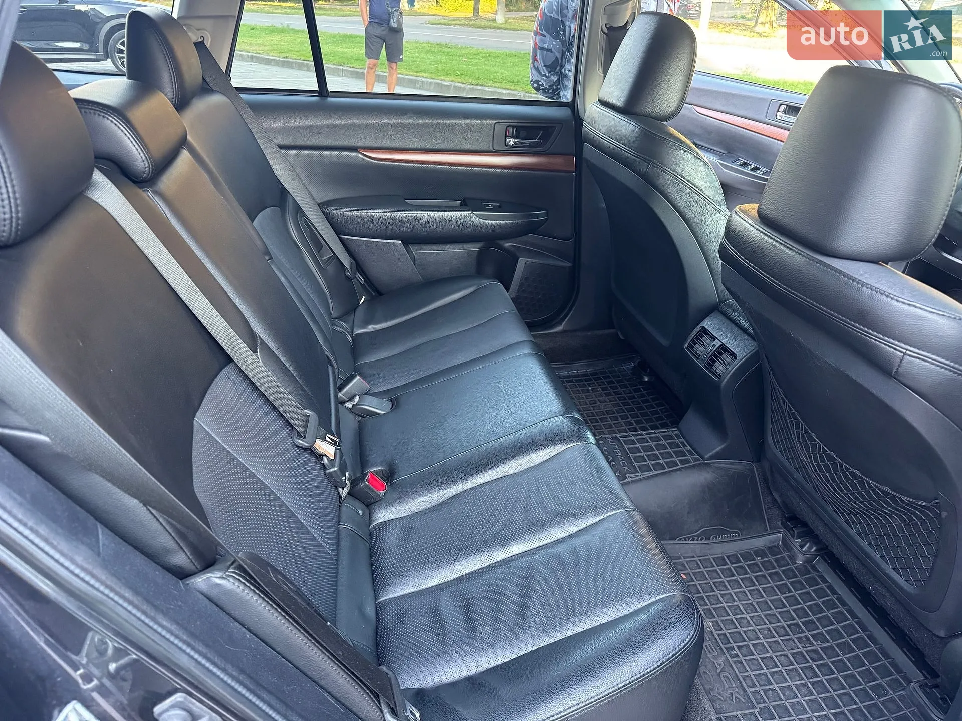 2013 Subaru Outback - мініатюра 16