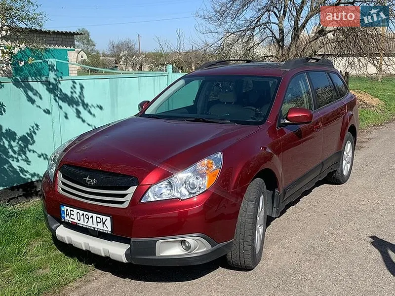 Subaru Outback 2011