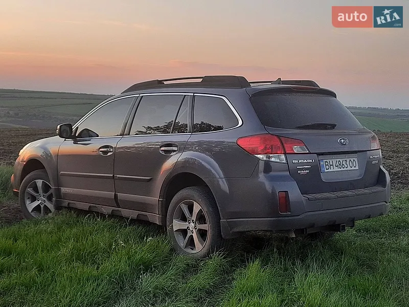 Subaru Outback 2014