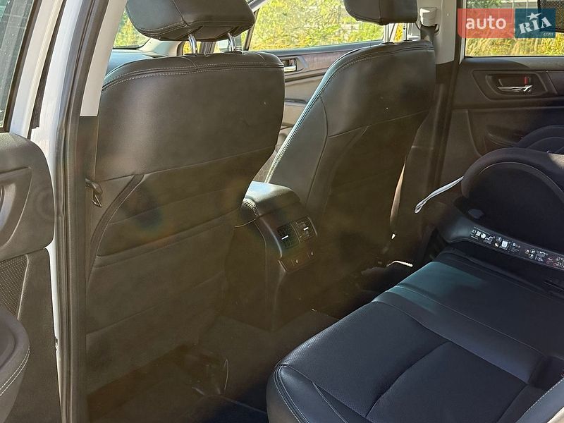 Універсал Subaru Outback 2015 в Львові