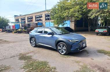 Позашляховик / Кросовер Subaru Solterra 2022 в 
