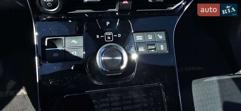 Позашляховик / Кросовер Subaru Solterra 2023 в Кам'янському