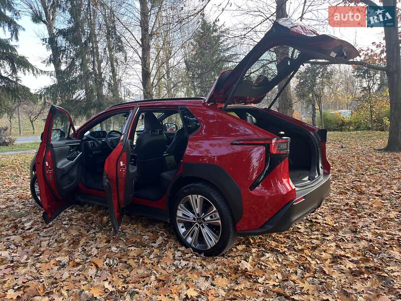 Внедорожник / Кроссовер Subaru Solterra 2023 в Львове