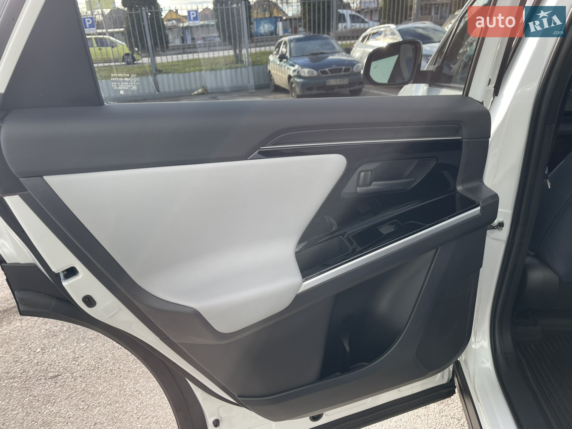 2023 Subaru Solterra - мініатюра 32