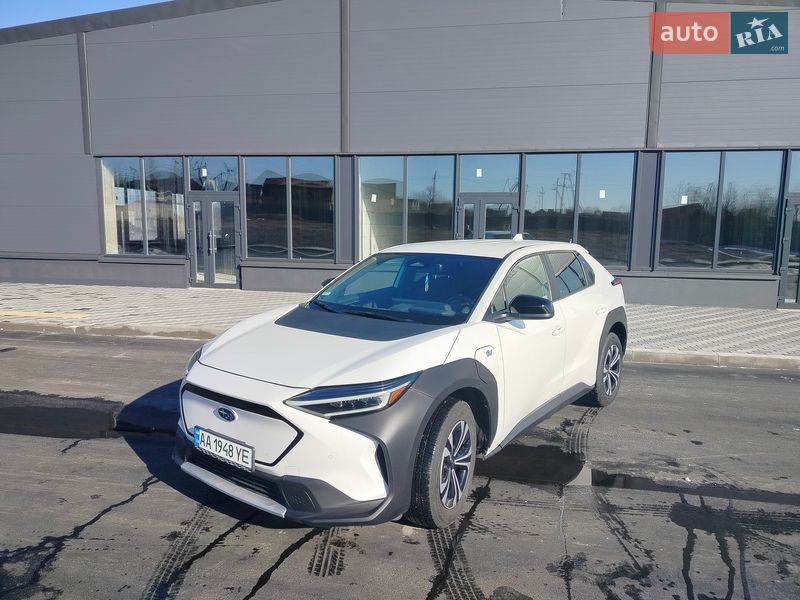 Позашляховик / Кросовер Subaru Solterra 2023 в Києві