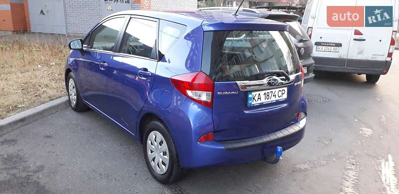 Хетчбек Subaru Trezia 2011 в Києві